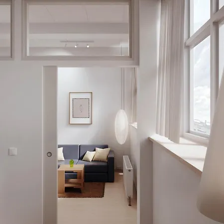 Lejlighedshotel By The Trail - Into Place København